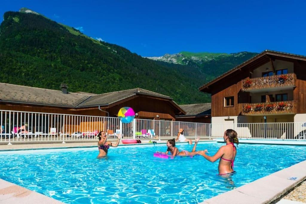 Appartement Rez-De-Chaussee, Cosy T3 4 A 6 Pers Avec Piscines Interieure & Exterieure A Samoens En Haute-Savoie المظهر الخارجي الصورة